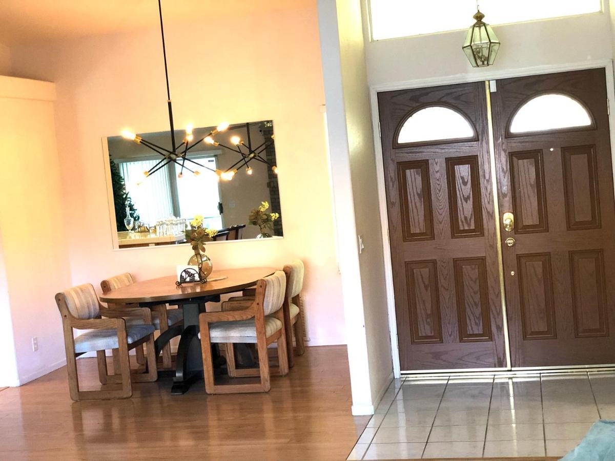 Golden Saddle Suite With Tv And Private Bathroom هيميت المظهر الخارجي الصورة